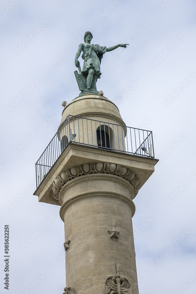 Monument aux Girondins with two 21-metre rostral columns (1829), fountain at place des Quinconces. Bordeaux, France.