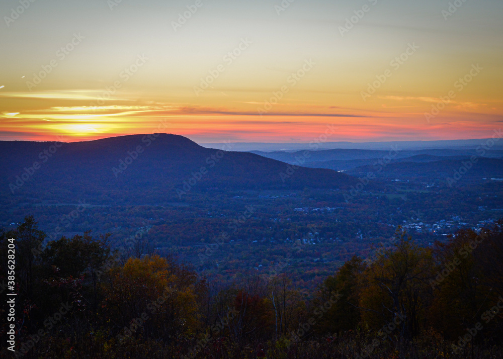 sunset over the mountains
Harmon Hill Long Trail Vermont