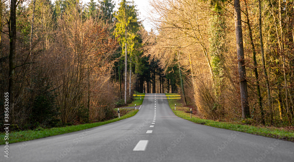 Obraz premium Waldstrasse 1