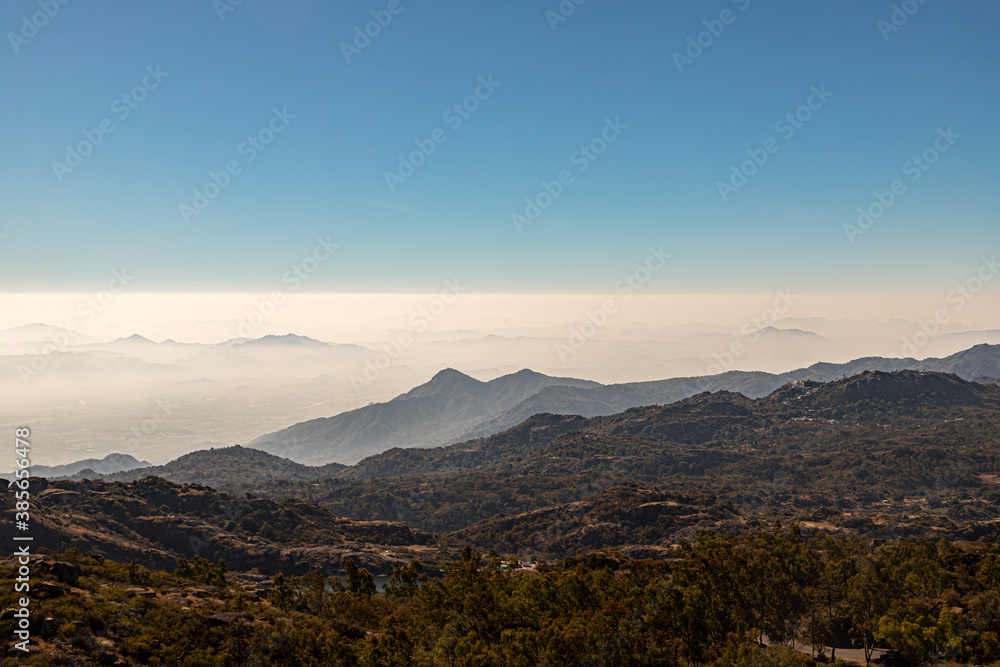 beautyful view of aravali mountain range  at a height of 1722 meters (5676 feet), Guru Shikhar temple