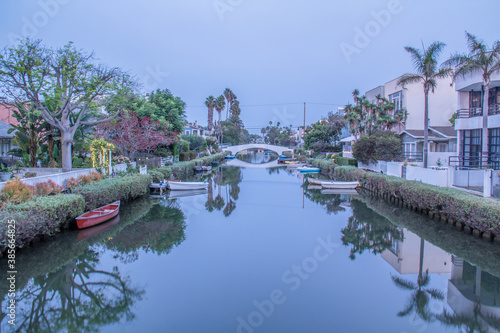 Venice Canals in the Evening © Hanyun
