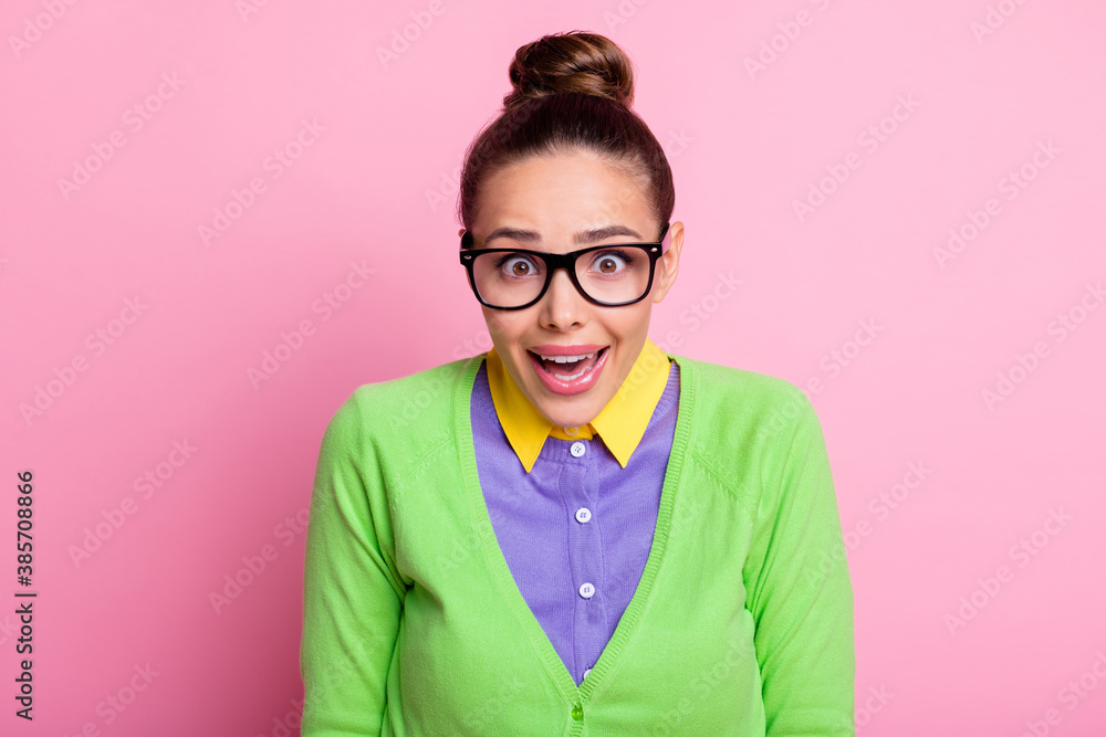 Close-up portrait photo of cute charming young shocked look open mouth her mother form abroad come visit her weekend wear spectacles colored clothes bright pink color background