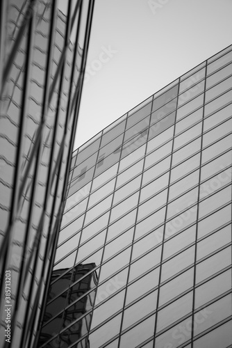 Wallpaper Mural architettura moderna a Milano Torontodigital.ca