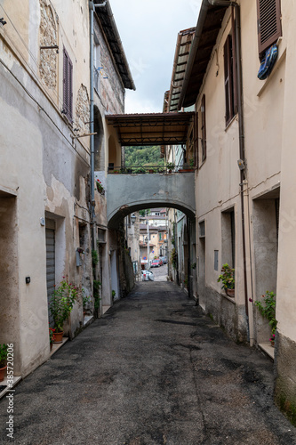 architecture of glimpses of the narrow streets of the town of Papigno © Federico
