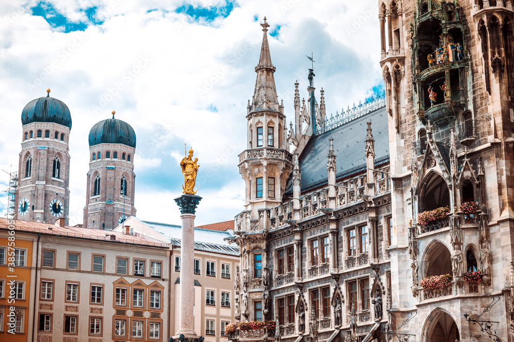 Fototapeta premium Street view of downtown Munich, Germany.