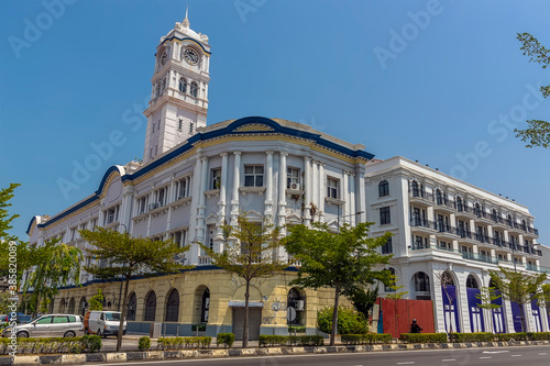 Cuadro en lienzo The splendor of colonial buildings in George Town, Penang Island, Malaysia, Asia