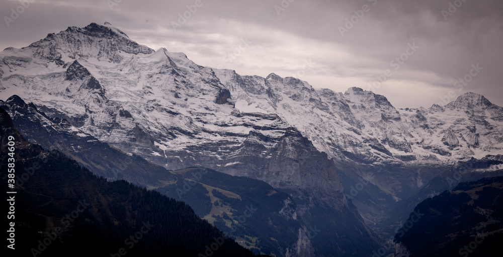 Naklejka premium The wonderful mountains of the Swiss Alps - travel photography