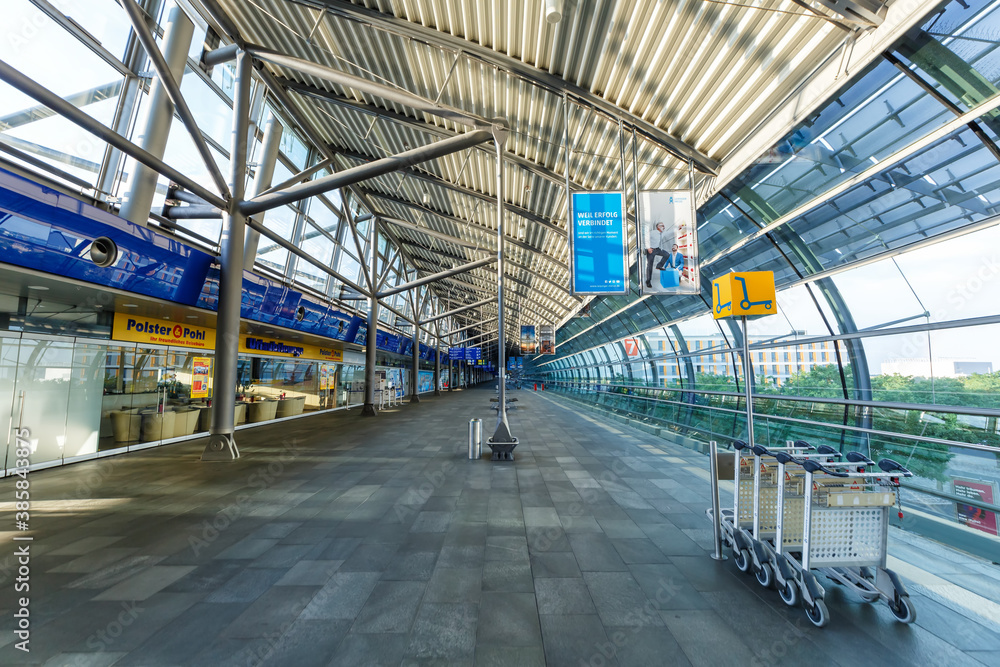 Flughafen Leipzig Halle Lej Terminalring Schkeuditz Deutschland stock.adobe.com