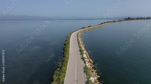 Wallpaper Mural Koronisia Griechenland aus der Luft | Die Landzunge bei Koronisia in Griechenland aus der Luft Torontodigital.ca