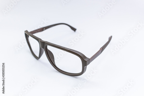 óculos masculino elegante