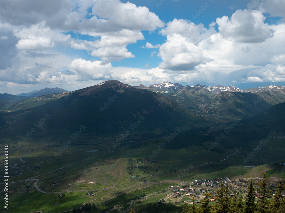 Fototapeta premium mountains in the mountains