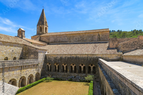 Bild auf Leinwand View of the Thoronet Abbey and its cloister on a sunny day, South of France