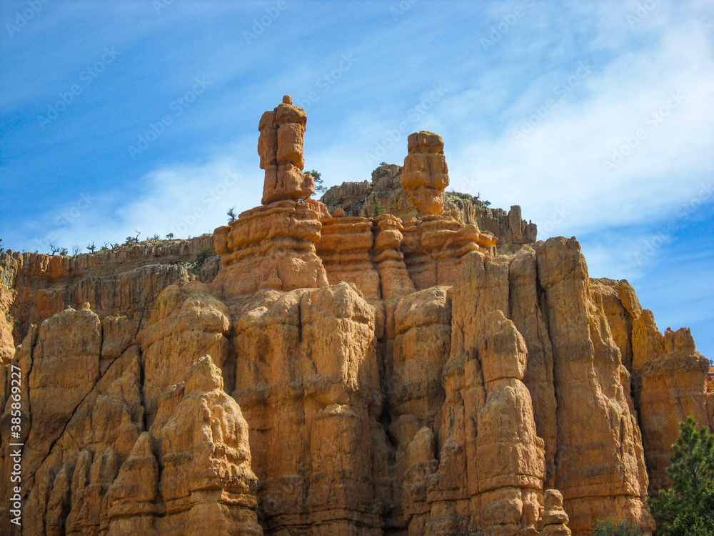 Fototapeta premium Geological rock formations in Bryce canyon national park, USA