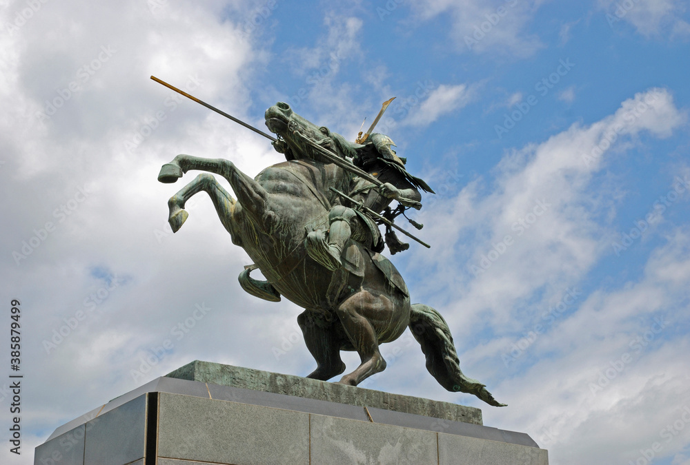 Fototapeta premium 山形城跡・最上義光騎馬像