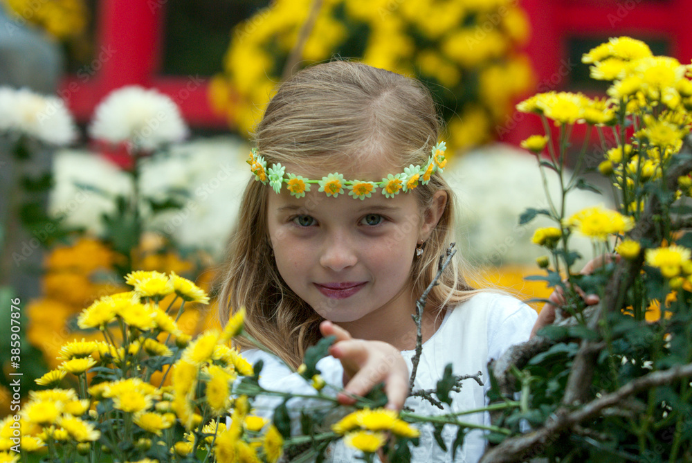 Alina Dunkel als Modell für Werbebilder zur Lahrer Chrysanthema. Alina Dunkel als Modell für Werbebilder zur Lahrer Chrysanthema.