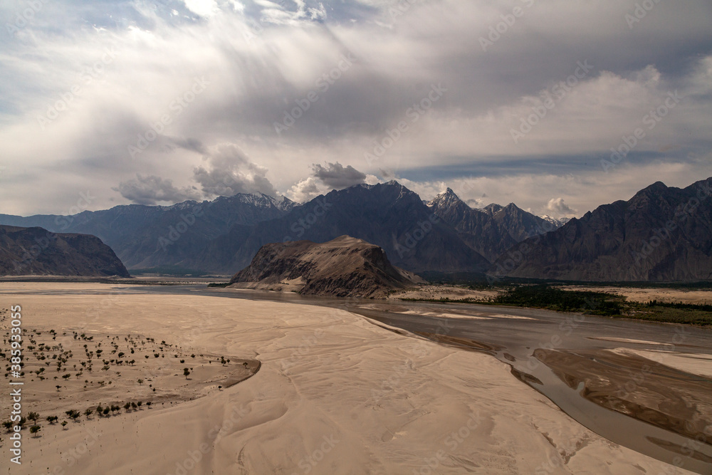 cold desert of katpana and sarfaranga in skardu , northern areas of ...