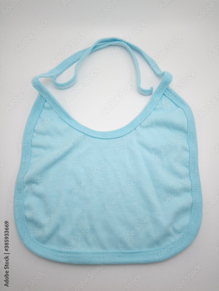 Baby bib use to tie between the chest and neck part