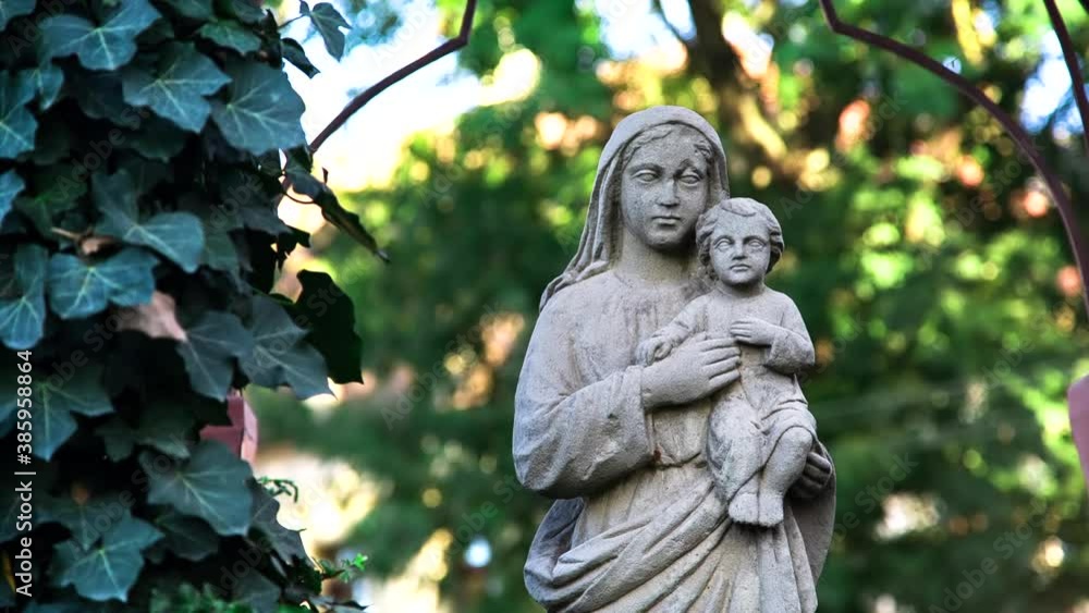Sculpture Virgin Mary with the Christ Child Sculpture Virgin Mary with the Christ Child