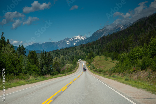 Highway in Canada © Stefan