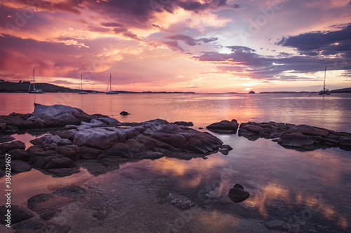 Sardinien Sonnenaufgang mit Boote © Benny