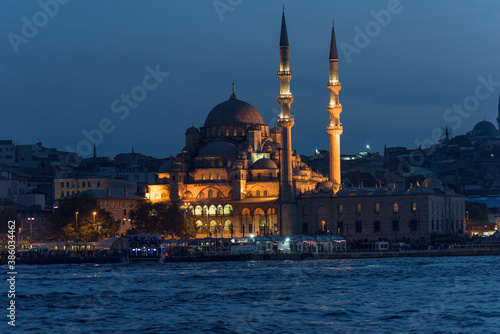 The mosque, the sea and a wonderful view night