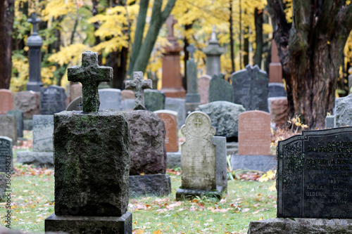 cimetière en automne photo