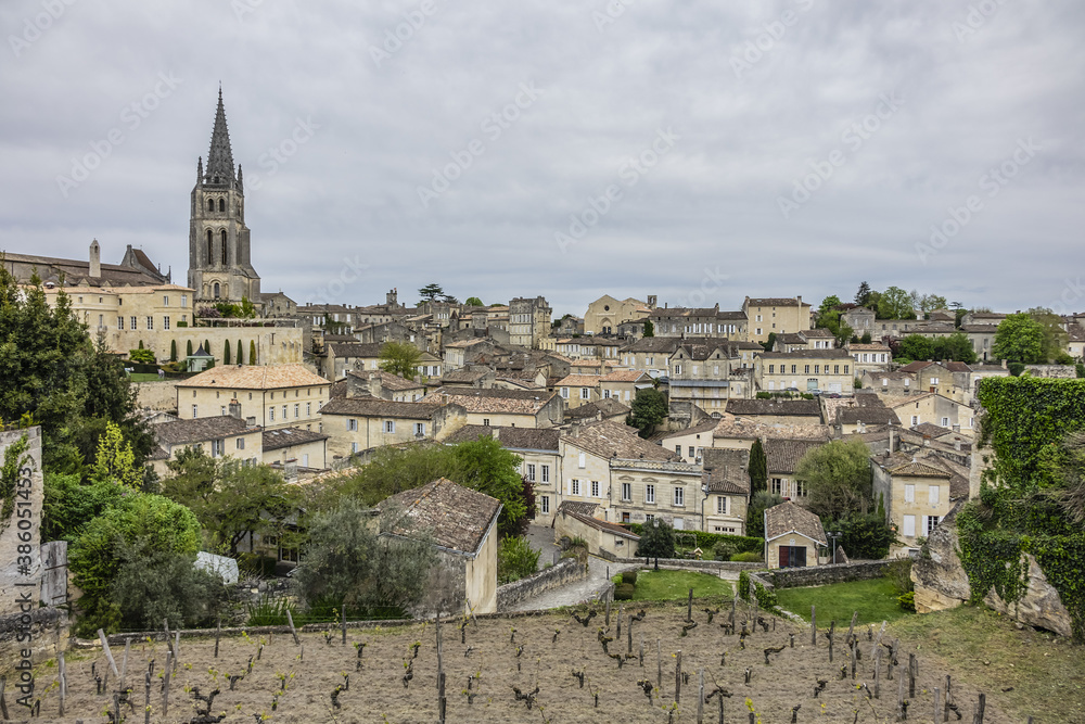 Skyline of Saint Emilion in the Bordeaux wine region of France - very popular tourist destination. Saint Emilion, Gironde, France.