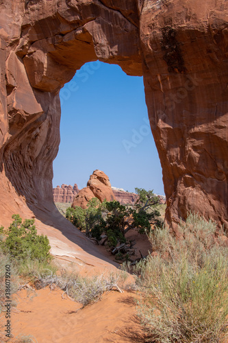 Pinetree Arch in Arches National Park in October