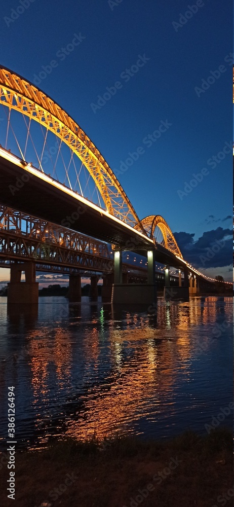 Obraz premium bridge at night