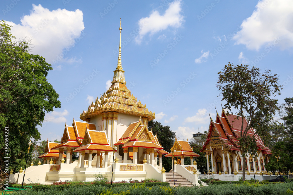 Fototapeta premium Hua Hin, THAILAND - January 25, 2020: The Chuch in Wat Huay Mongkol Temple the famous landmark in Thailland.