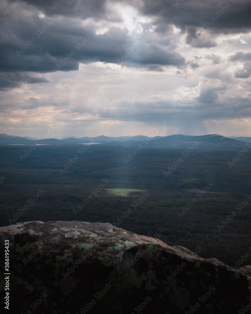 Ural mountains, view from the top of mount Urenga
Уральские горы, вид с вершины горы Уреньга Ural mountains, view from the top of mount Urenga
Уральские горы, вид с вершины горы Уреньга