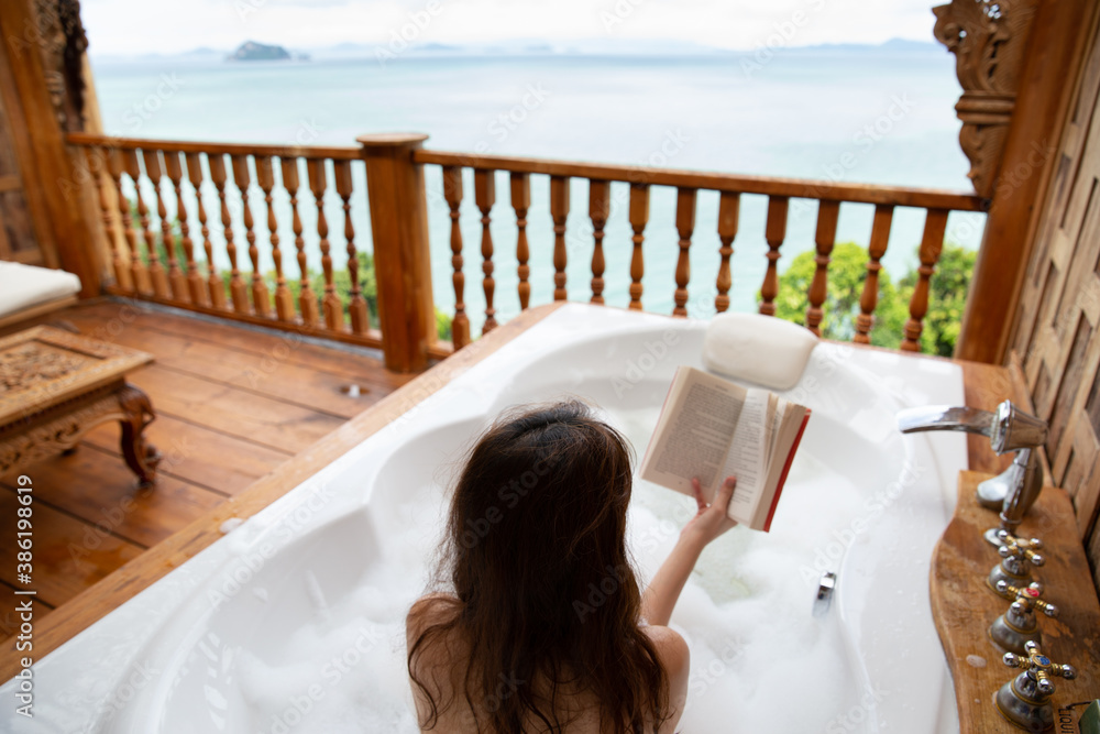 Bath Tub Relaxing By Reading Book, How To Lay Down In A Bathtub