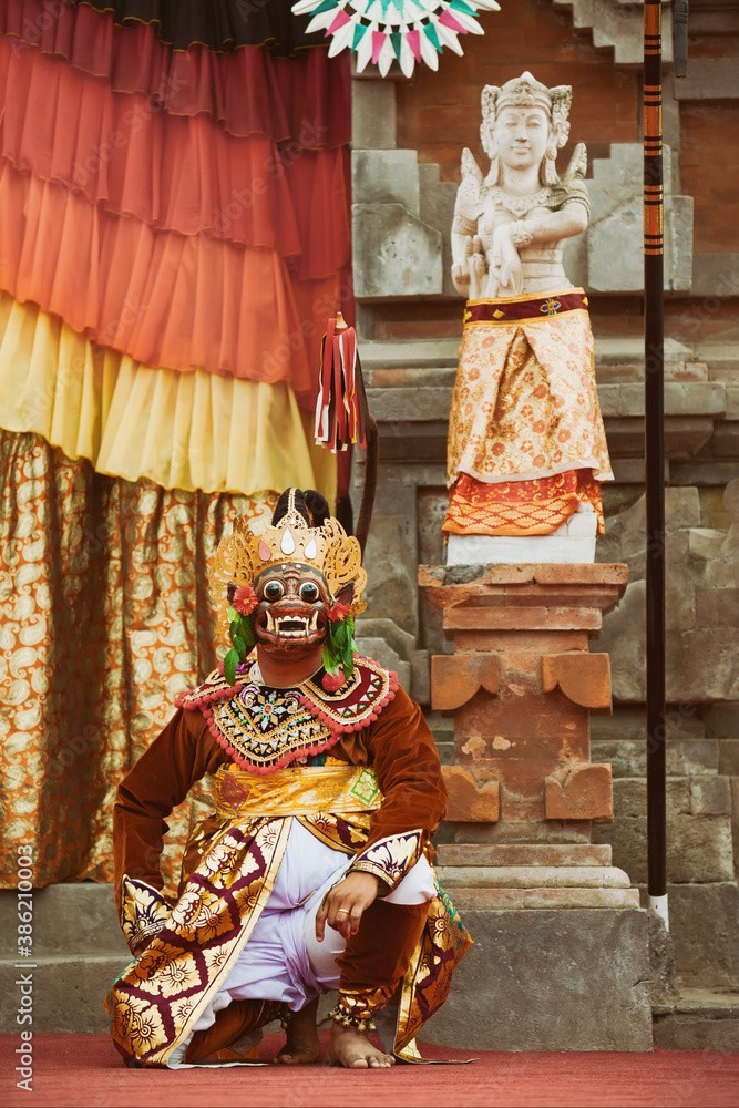Traditional Balinese costume and mask Tari Wayang Topeng - characters of  Bali culture. Temple ritual dance at ceremony on religious holiday. Ethnic  festivals, arts of Indonesian people Stock Photo | Adobe Stock
