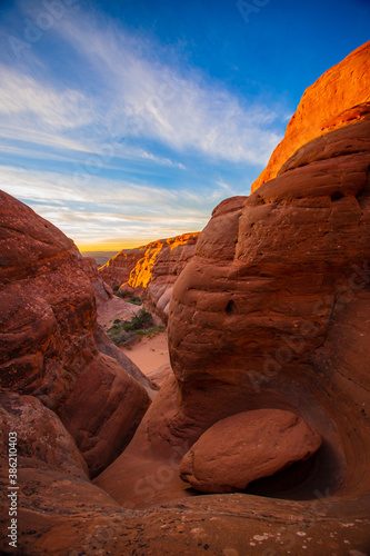 Utah arches caynons sunset photo