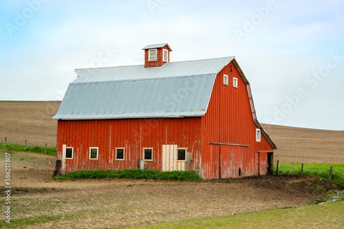 Red Barn of the Palouse Region, Washington-USA