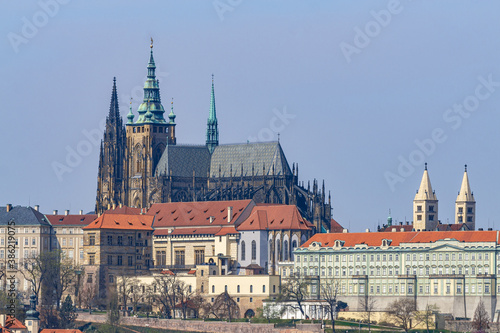 Prag, Stadt an der Moldau mit Blick auf die Prager Burg
