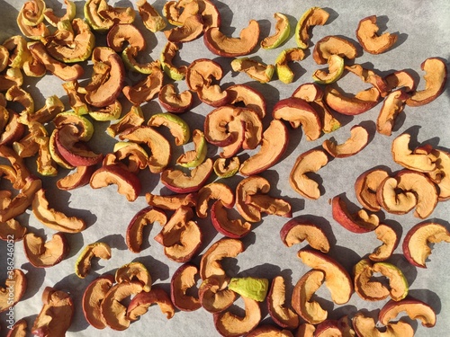 naturally sun-dried red and green apple slices
