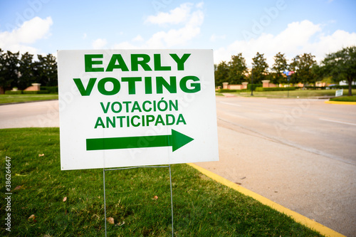 A sign directs residents to an early voting polling location for the 2020 Presidential election.