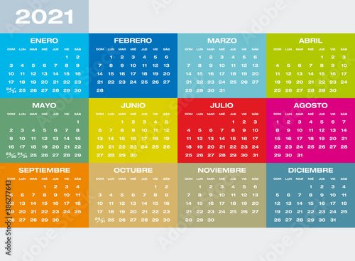 Colorful Calendar for year 2021 in Spanish, vector format.
