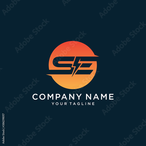 SE Letter Logo Design With Lightning icon concept. Vector Illustration