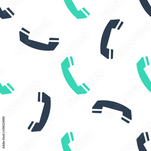 Green Telephone handset icon isolated seamless pattern on white background. Phone sign. Call support center symbol. Communication technology. Vector.