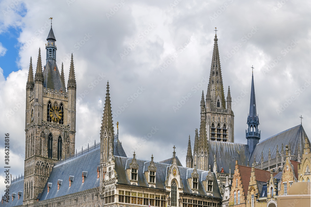 Fototapeta premium Ypres Cloth Hall, Belgiumv
