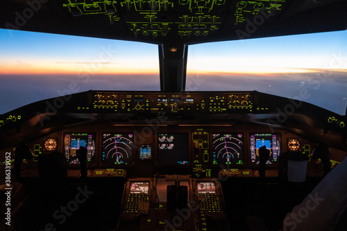 Boeing777 Cockpit 