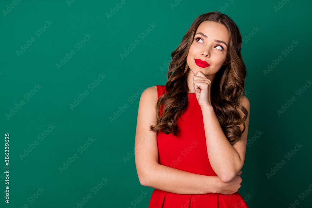Close-up portrait of her she nice-looking attractive charming pretty lovable lovely minded wavy-haired girl overthinking sale discount copy space opinion isolated over green color background Close-up portrait of her she nice-looking attractive charming pretty lovable lovely minded wavy-haired girl overthinking sale discount copy space opinion isolated over green color background