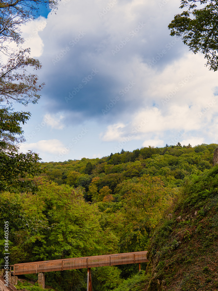 Eingang zur Ruine der Burg Schauenburg