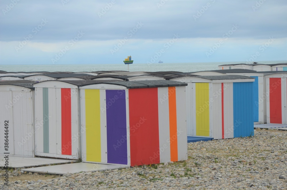 Cabines de plage au Havre en Normandie.