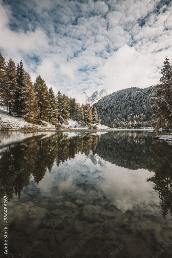 Palpuognasee, Graubünden, Schweiz Palpuognasee, Graubünden, Schweiz