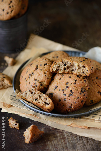 bread with sesame seeds