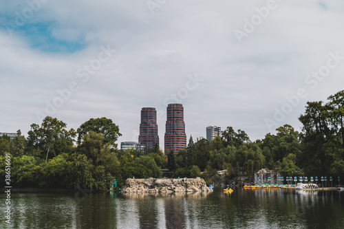 Fotografie Torres de edificios departamentales de la colonia polanco en la ciudad de méxico