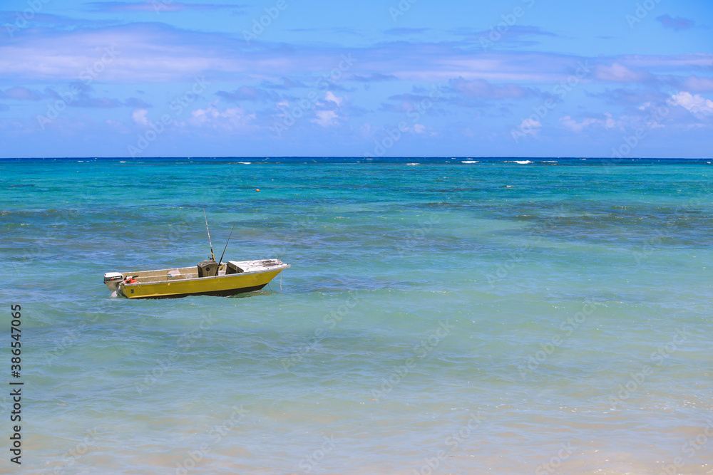 Boats in the sea, Kaiona Beach Park, Waimanalo, Oahu, Hawaii
Boats in the sea, Kaiona Beach Park, Waimanalo, Oahu, Hawaii